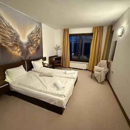 Spa, And Golf Seasons Huge Near Bansko Daire